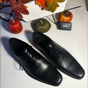 Hugo Boss Men’s Vero Cuoio Oxford Dress Shoes.